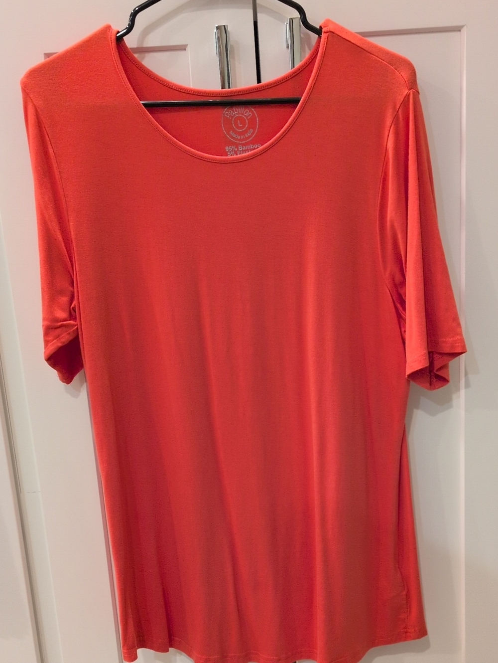 Papillon Blanc Short Sleeve Tee in Coral Orange